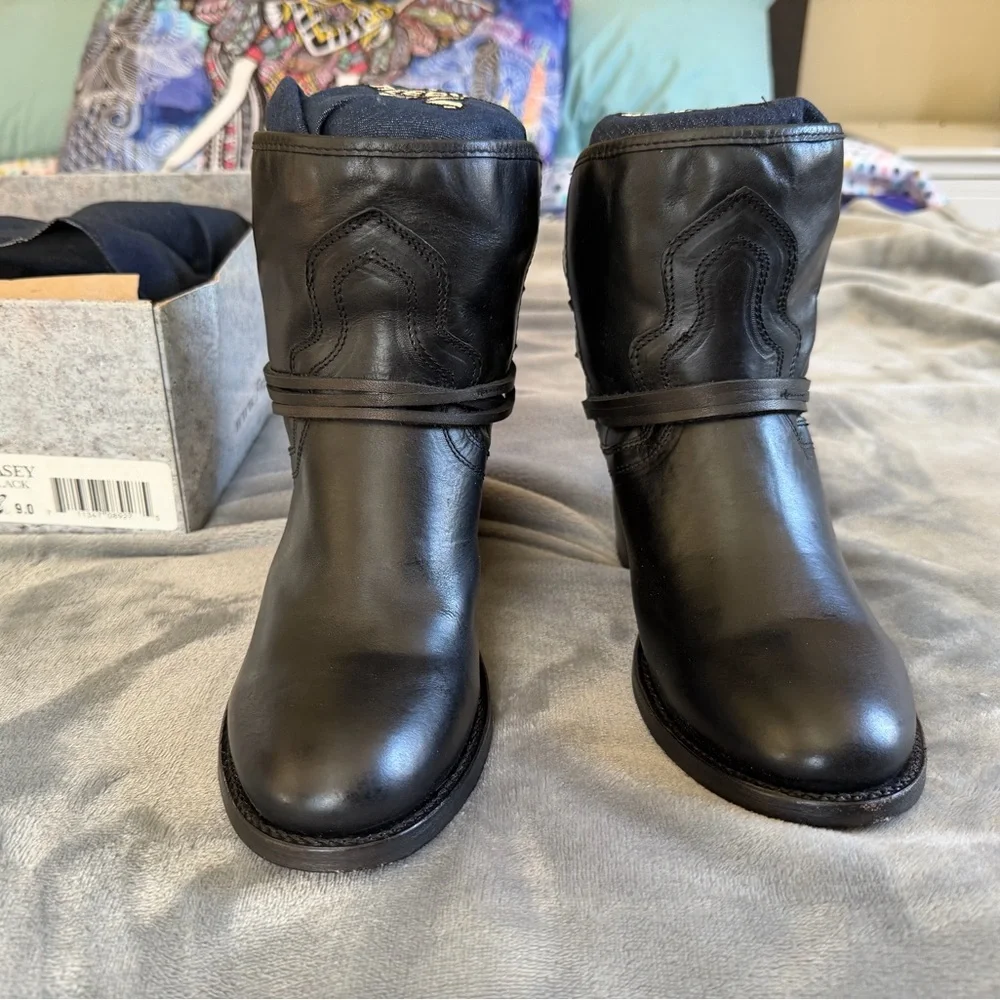 NIB Freebird by Steven “Casey” - Picture 2 of 4